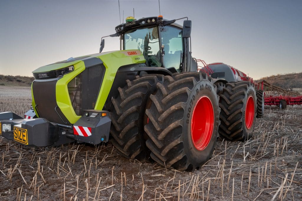 Claas Harvest Centre-4-HDR