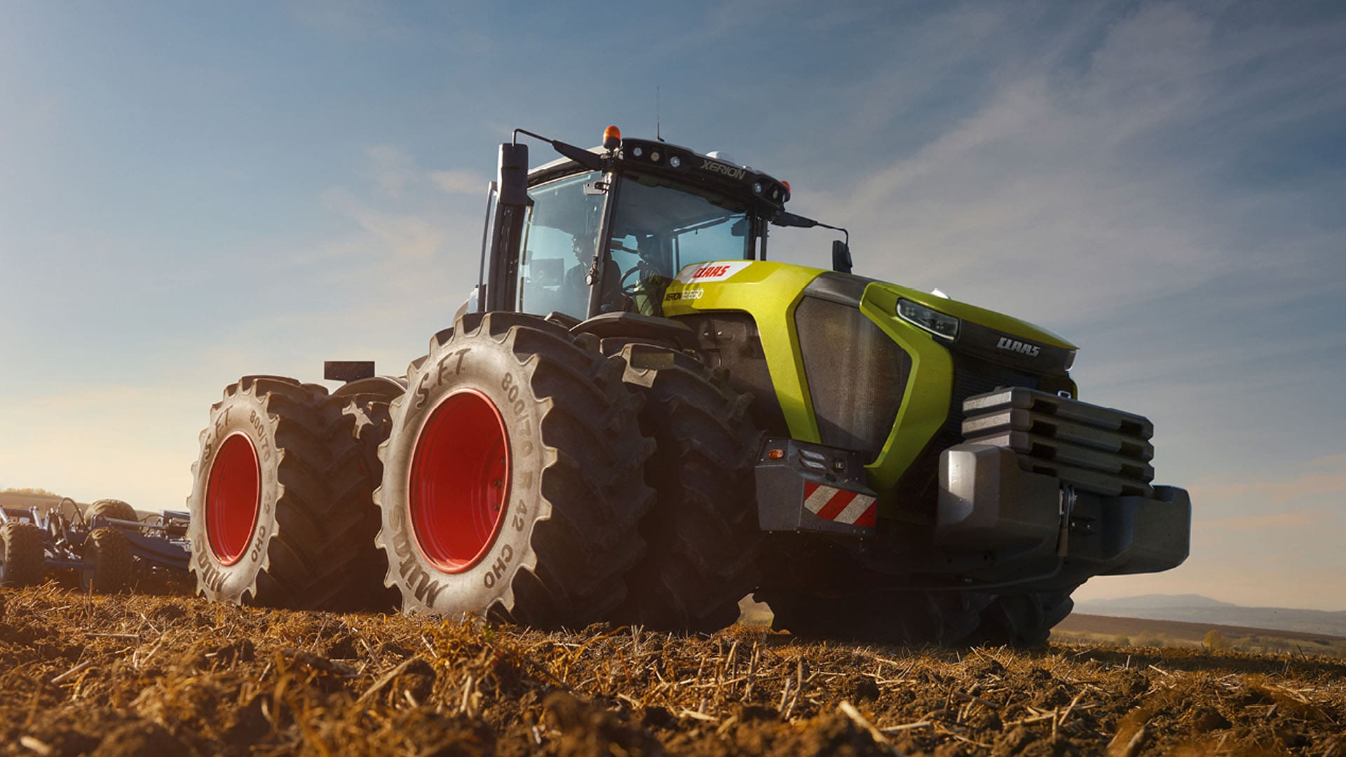 Landpower Launches Internationally Awarded CLAAS XERION 12 Series