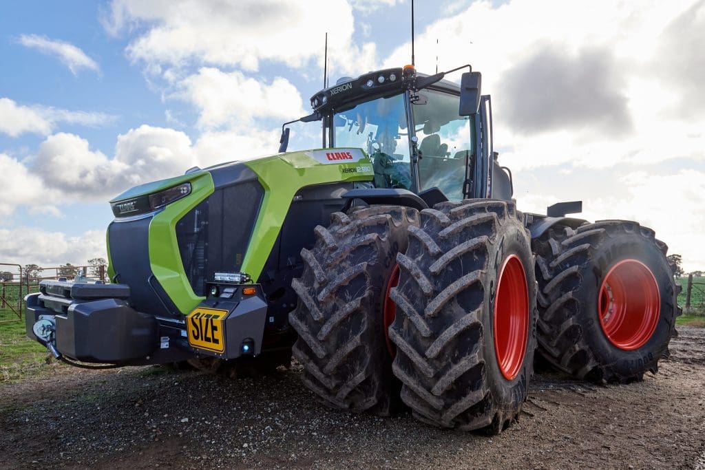 XERION 12 series side profile