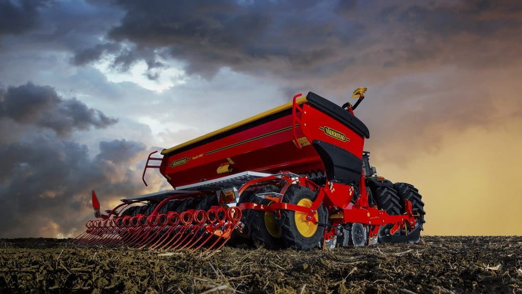 vaderstad image in the dark